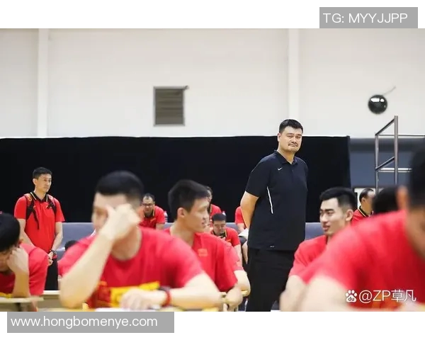 姚明与国际篮球巨星握手成功展现中国体育魅力与友谊精神